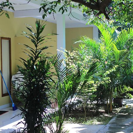 Three V Homestay Kuta  Ngoại thất bức ảnh