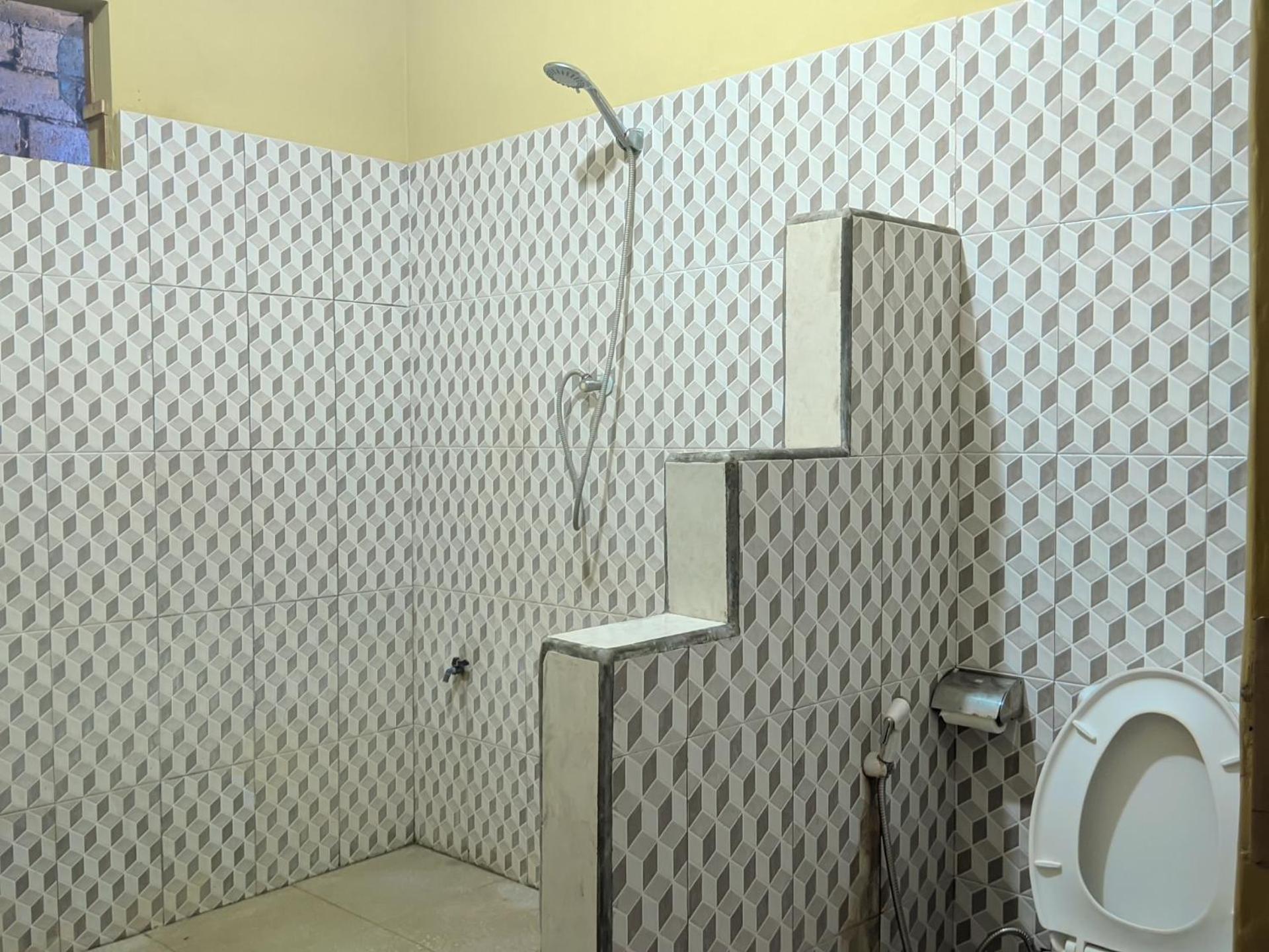 Three V Homestay Kuta  Ngoại thất bức ảnh