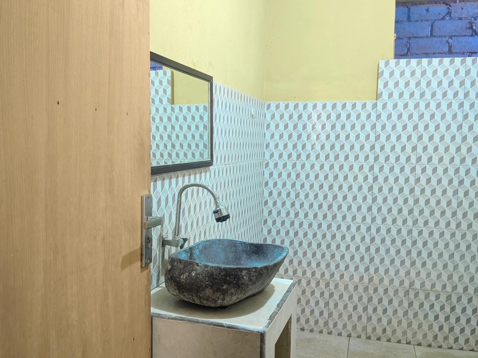 Three V Homestay Kuta  Ngoại thất bức ảnh