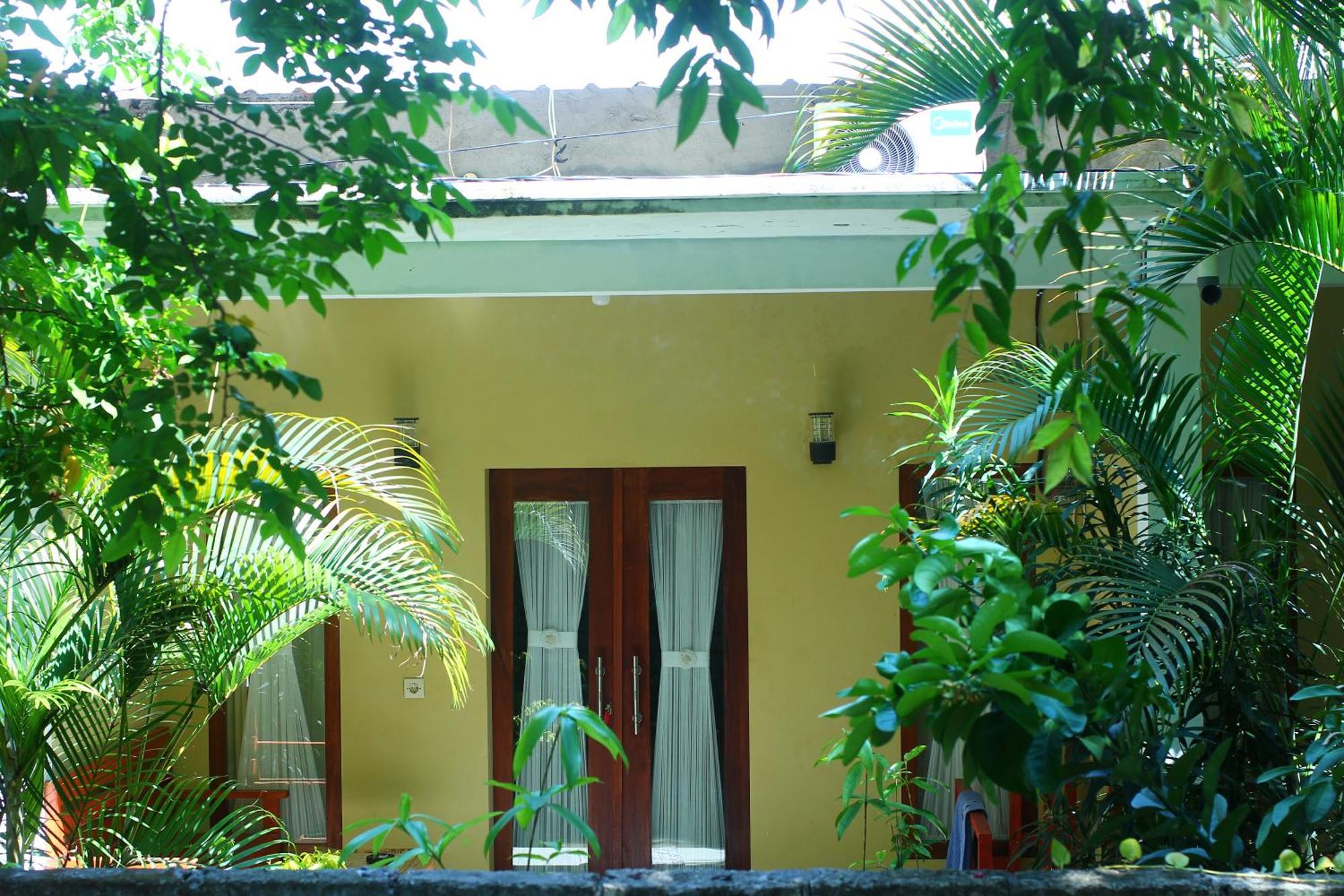Three V Homestay Kuta  Ngoại thất bức ảnh