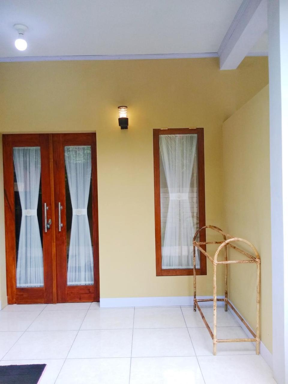 Three V Homestay Kuta  Ngoại thất bức ảnh